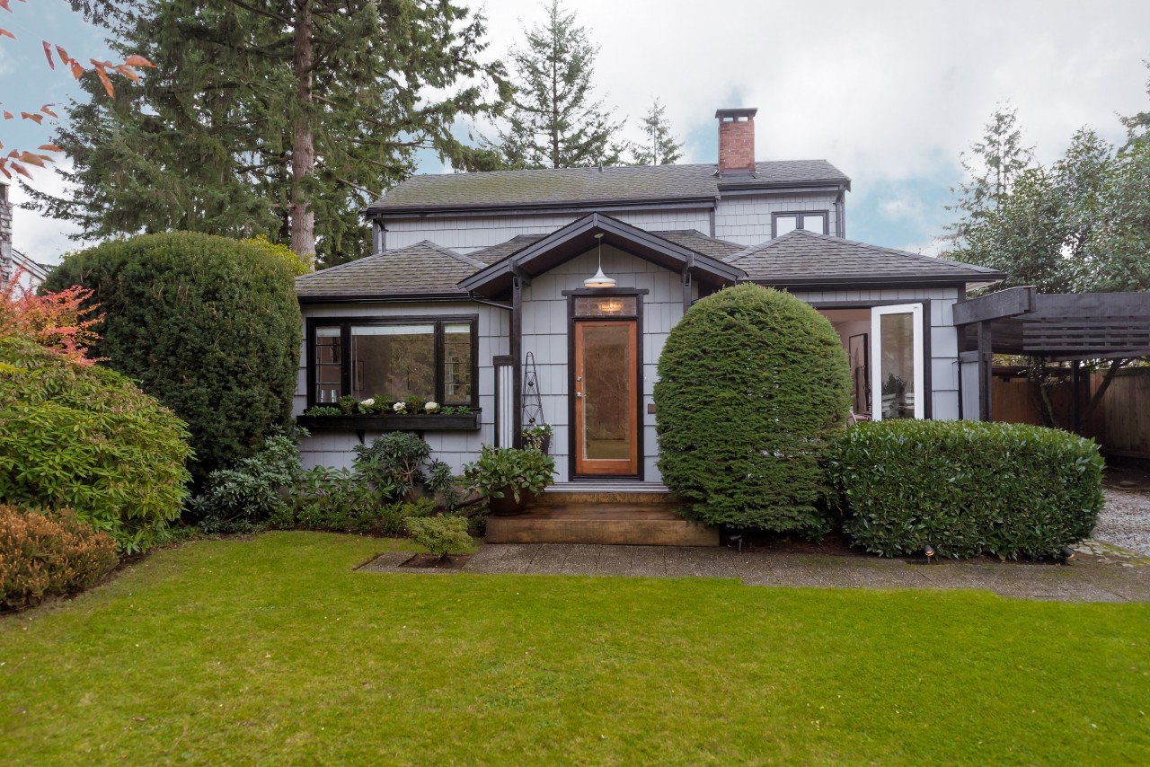  1149 CORTELL STREET Pemberton Heights, North Vancouver (R2015681)