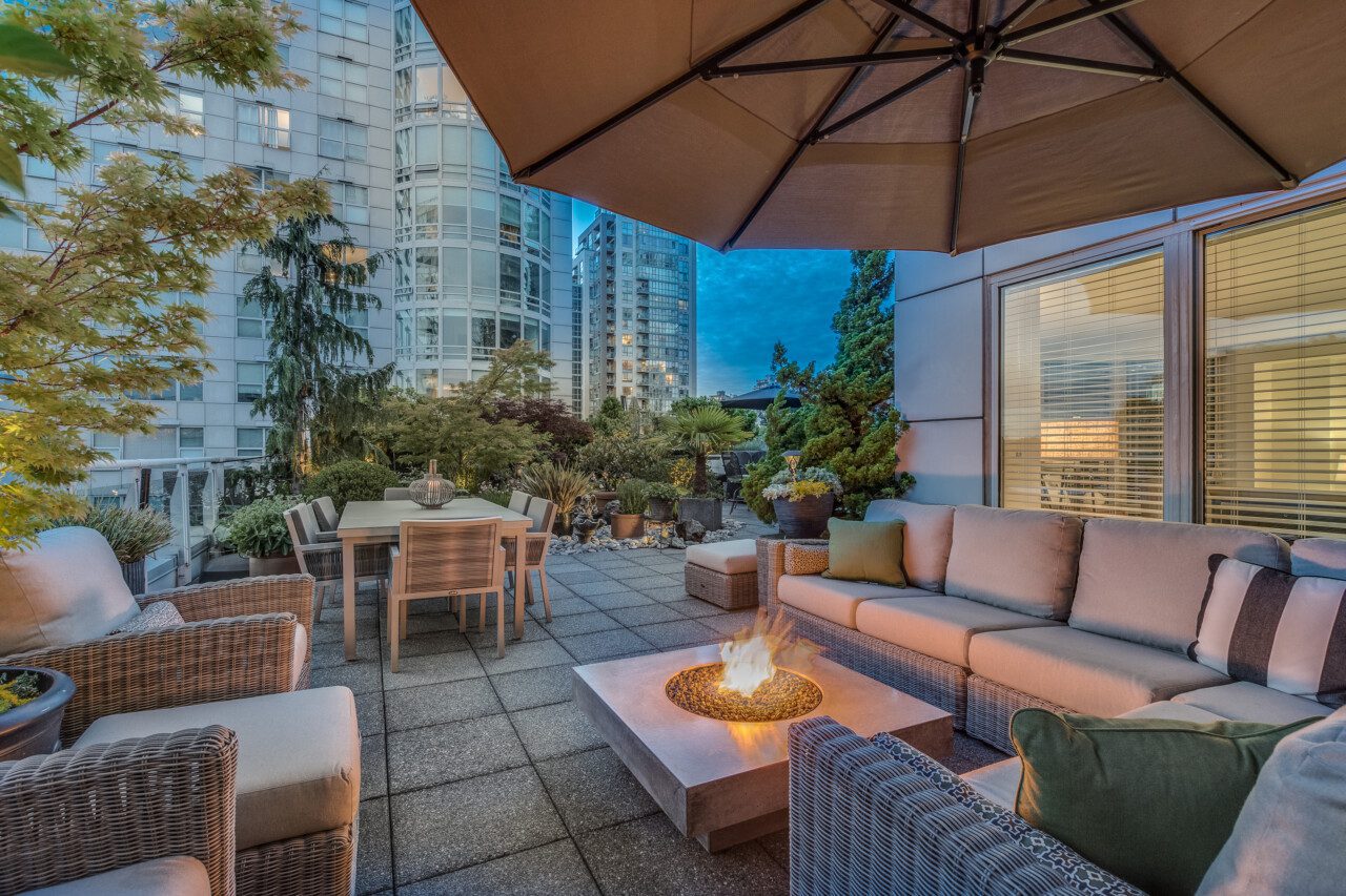 #711 – 888 Beach Avenue | Vancouver West (Yaletown)